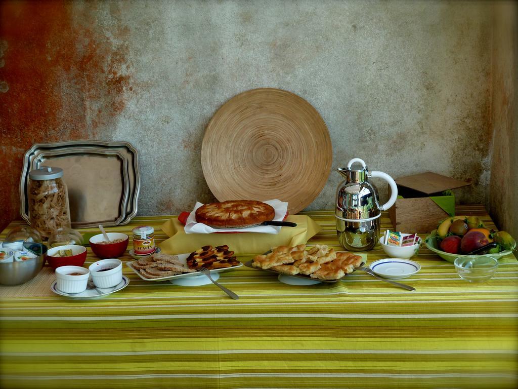 B&B Al Giardino Dei Mandorli Prasco Екстериор снимка