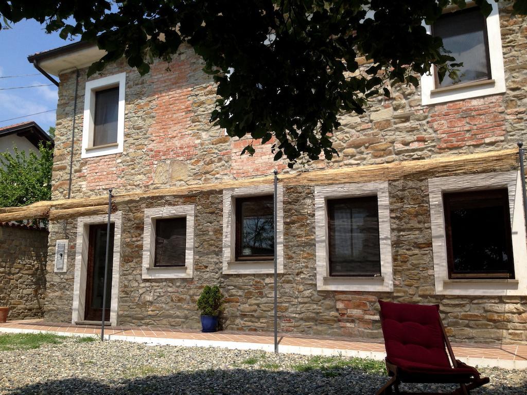 B&B Al Giardino Dei Mandorli Prasco Екстериор снимка